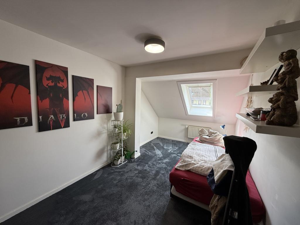Schlafzimmer II