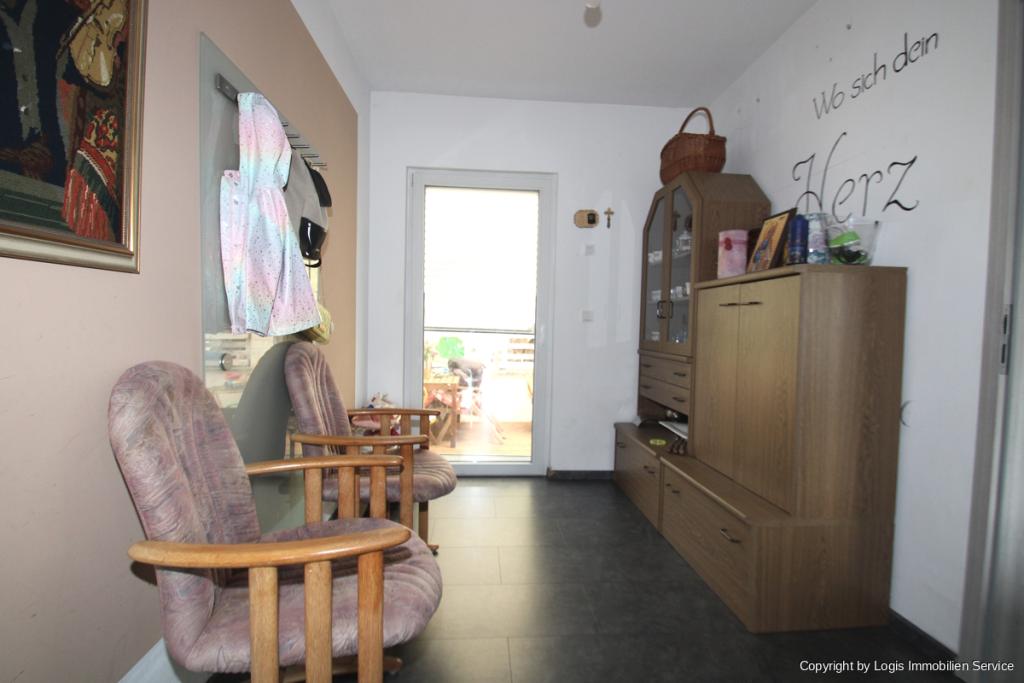 Durchgangszimmer zur Dachterrasse