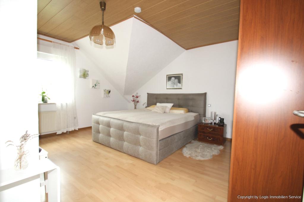 Fünftes Zimmer