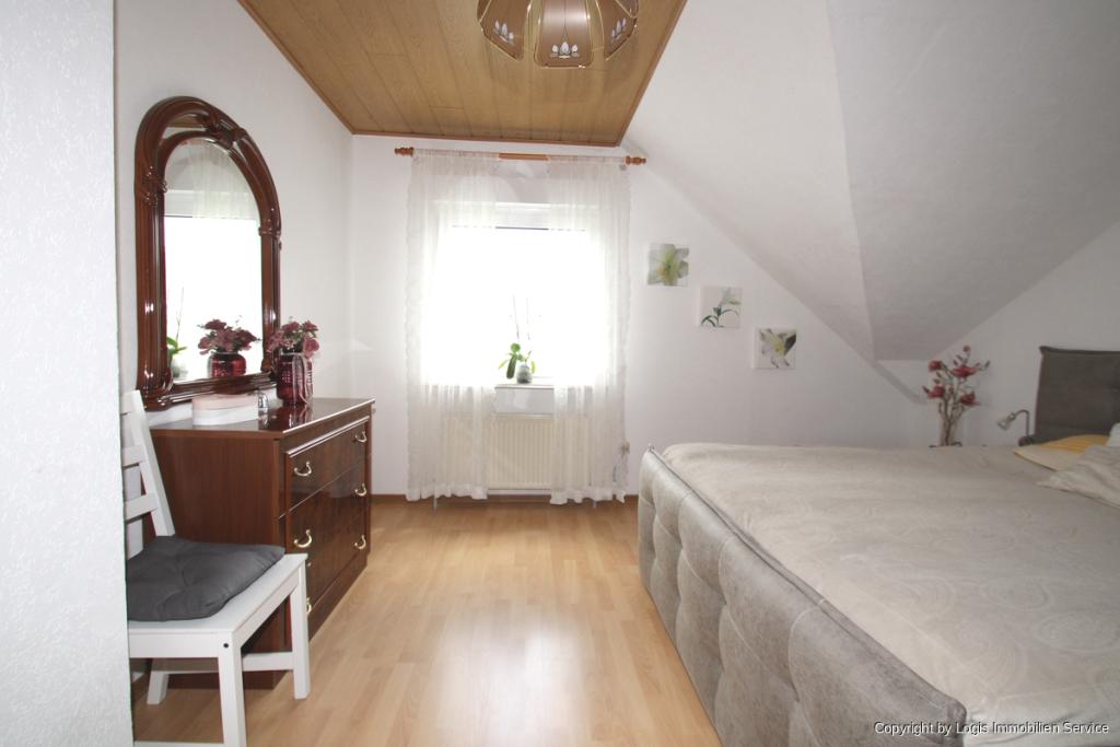 Fünftes Zimmer