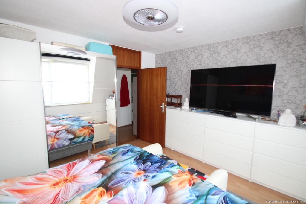 Brüser Berg – Sonnige 3-Zimmer-Wohnung mit Loggia, Aufzug & Tiefgarage - Photo 5