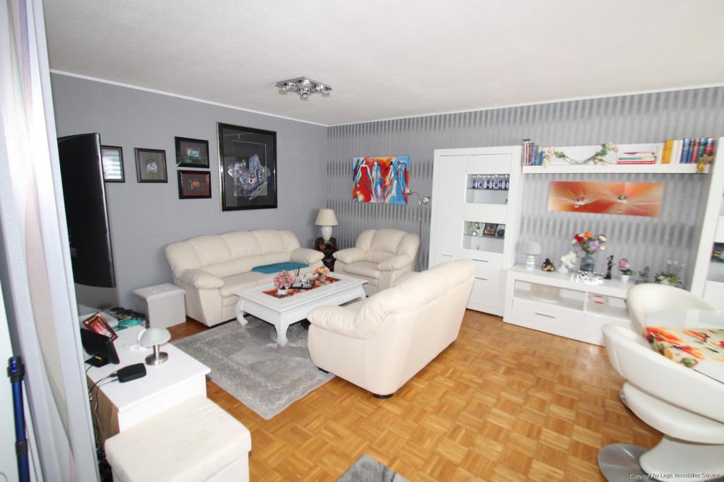 Brüser Berg – Sonnige 3-Zimmer-Wohnung mit Loggia, Aufzug & Tiefgarage - Photo 1