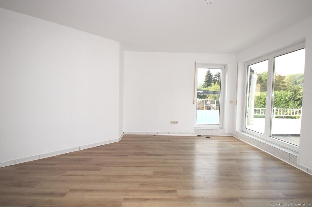 Bonn-Mehlem: Frisch renoviert mit Südwestbalkon, Grünblick & Tiefgarage - Foto 3