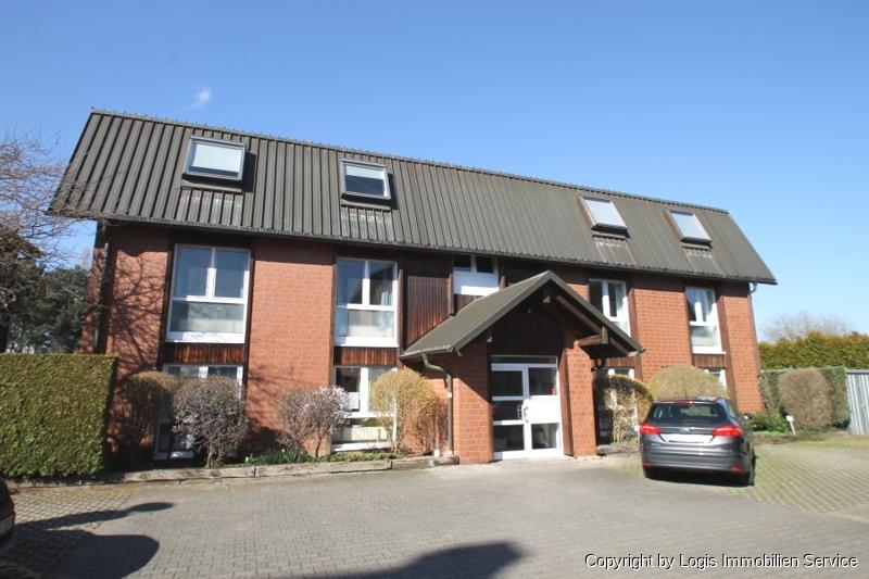 Großzügig geschnittene Dachgeschosswohnung in Urfeld, ideal für junge Paare oder Singles - Photo 1