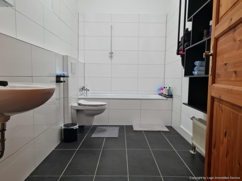 Großzügig geschnittene Dachgeschosswohnung in Urfeld, ideal für junge Paare oder Singles - Photo 5