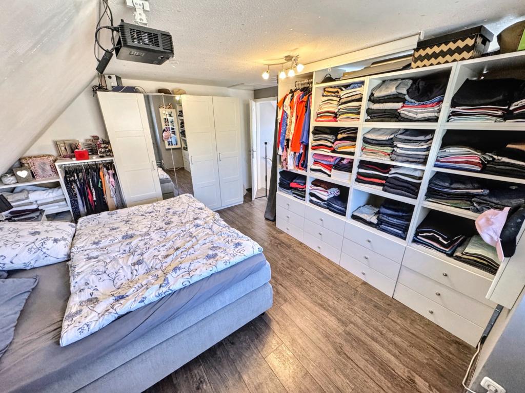 Schlafzimmer Ansicht 3