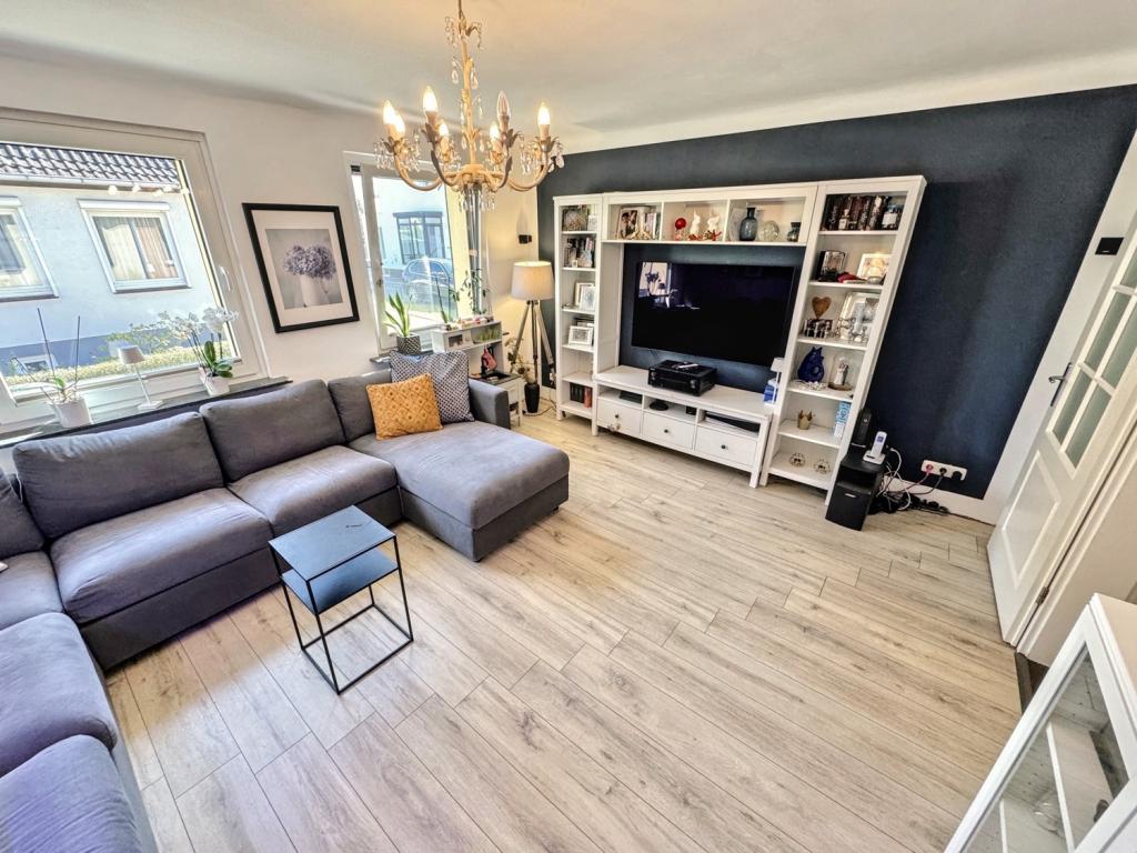 Wohnzimmer Ansicht 2