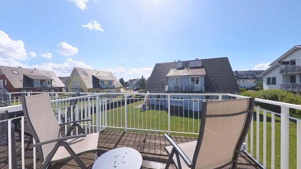 Dachterrasse und Ausblick nach Westen