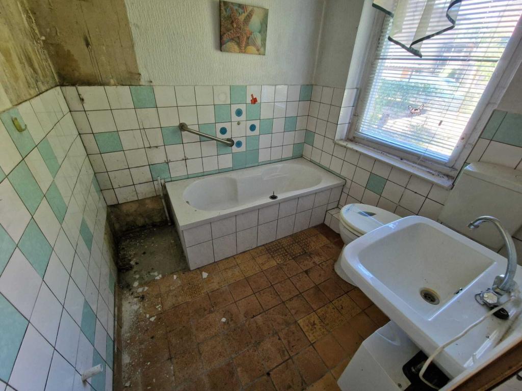53760-5005-9-g.jpg