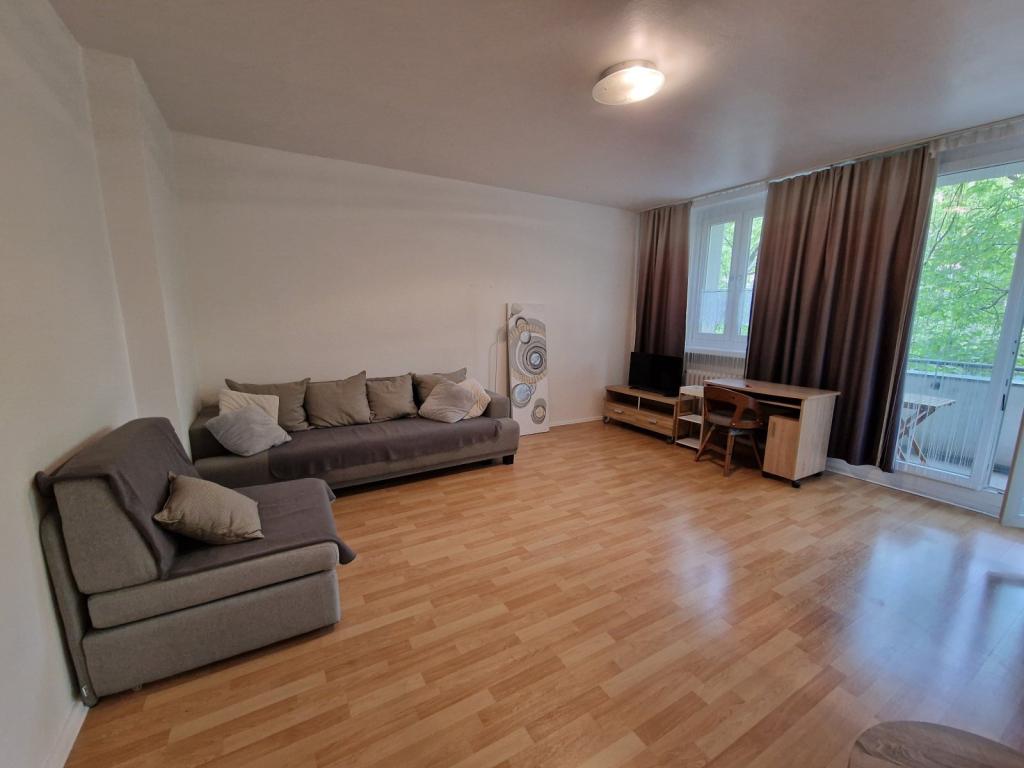 ZEITMIETVERTRAG für 1 Jahr! - Foto 2
