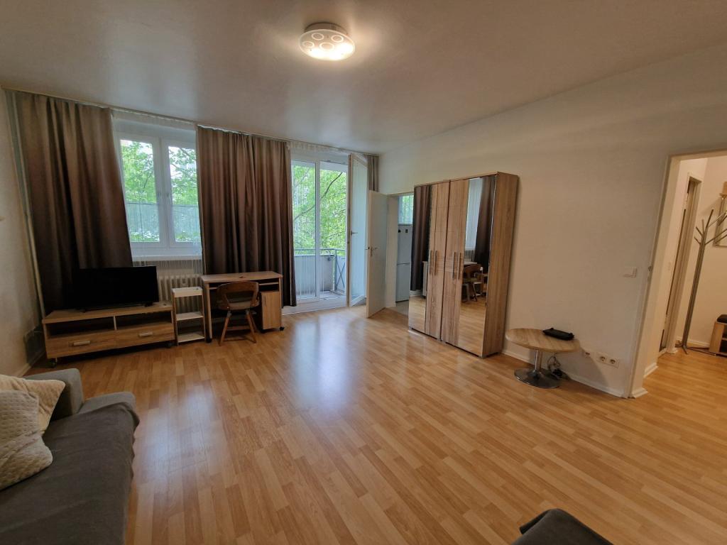 ZEITMIETVERTRAG für 1 Jahr! - Foto 1