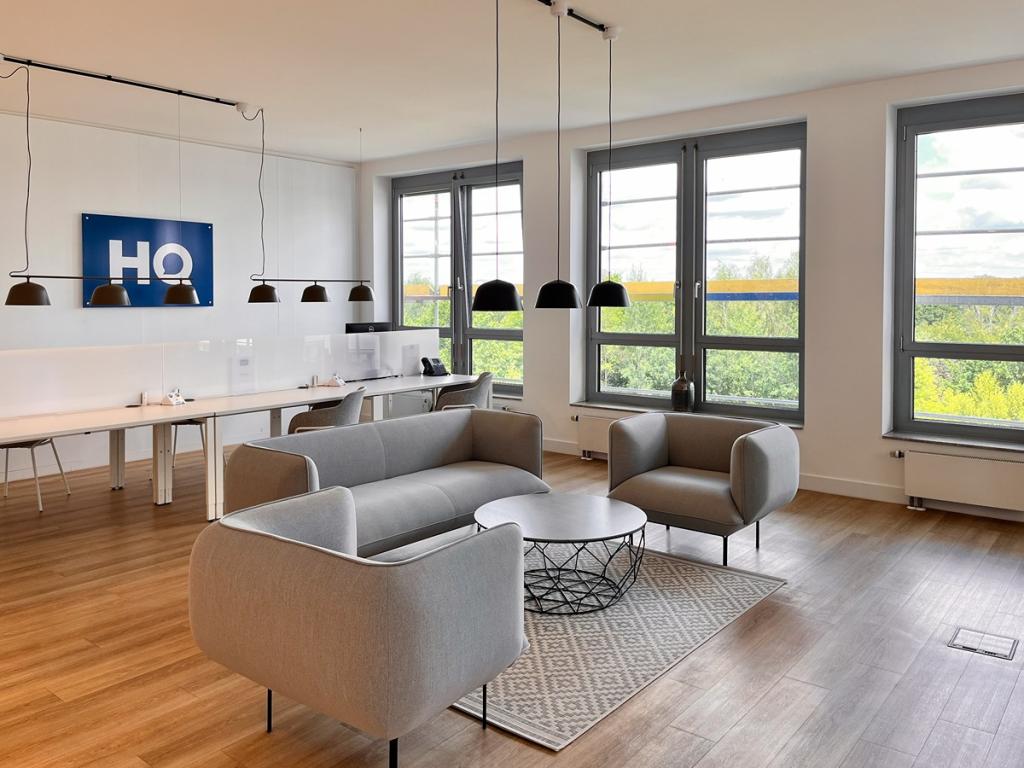 HQ Essen Ruhrallee_Germany_Centre 2746_Business Lounge 1.jpg