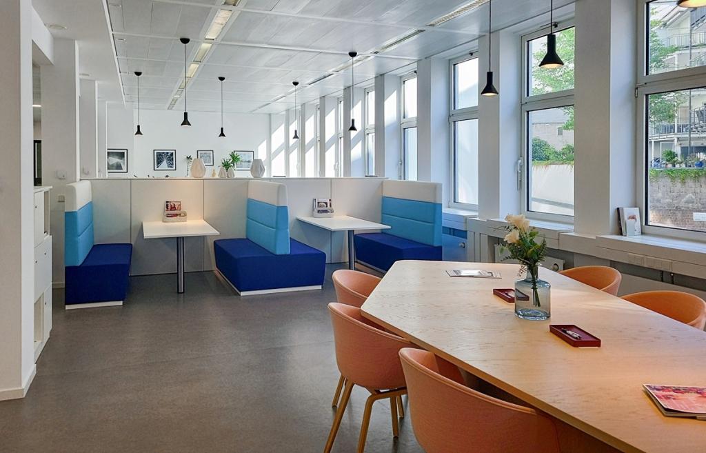 HQ_Westend Fair_Germany_Centre 2795_Business Lounge 1.jpg