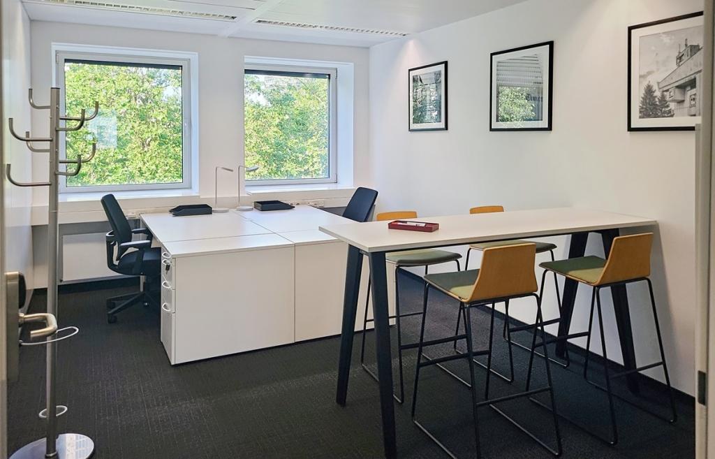 HQ_Westend Fair_Germany_Centre 2795_Office 2.jpg
