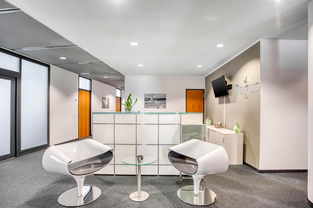 REGUS_Dresden_Germany_Altmarkt_BusinessLounge.jpg