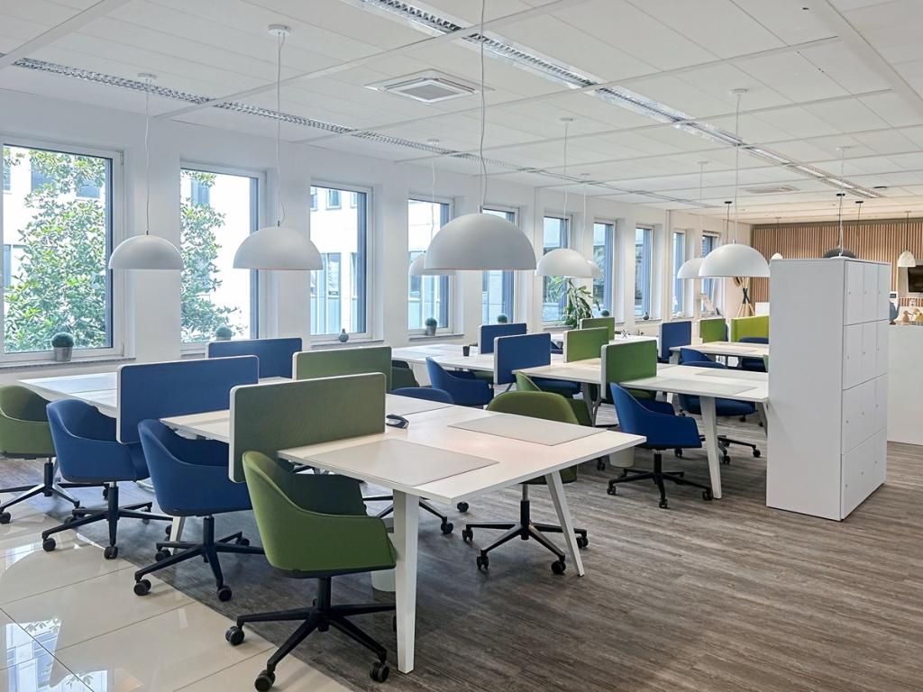 Regus Ratingen Kaiserswerth_Germany_Centre 82_Co-working 1_LOCATIONHEROIMAGE.jpg