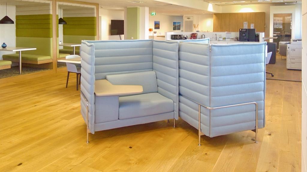 Regus Ratingen Ost_Germany_Centre 4439_Business Lounge 1.jpg