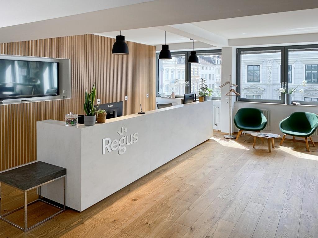 RegusBismarckstrasseMönchenglabach_Germany_centre 4743_Reception 1..jpg