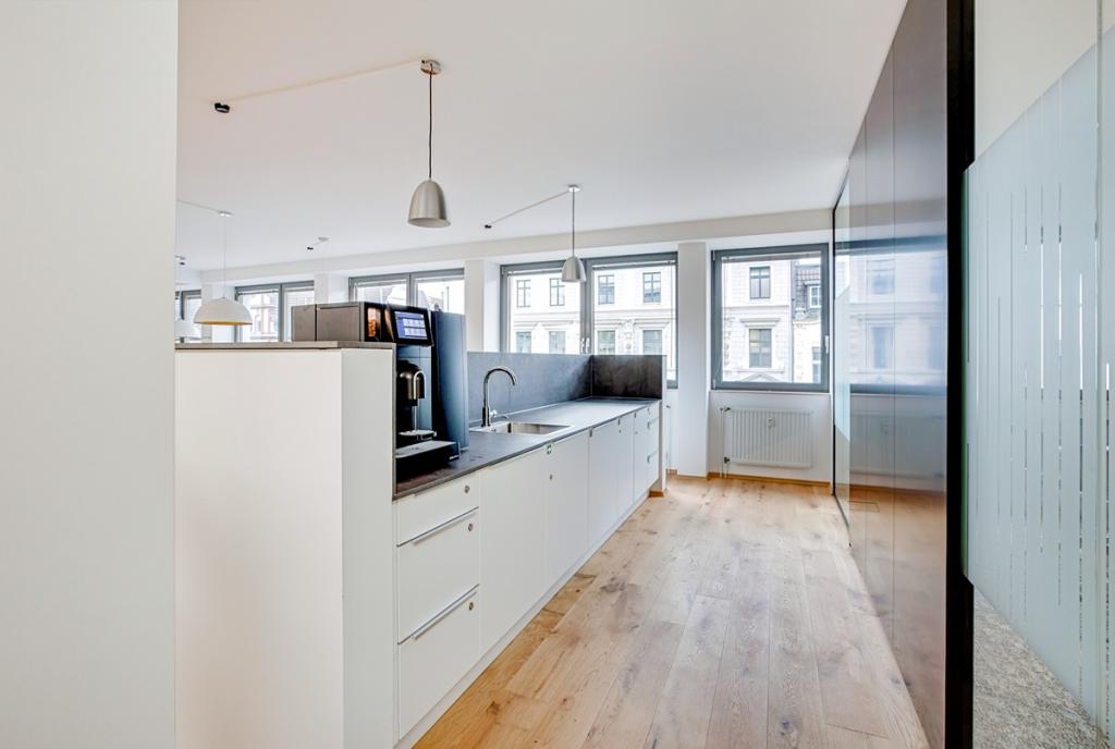 RegusBismarckstrasseMönchenglabach_Germany_centre 4743_Refresh Area 1..jpg