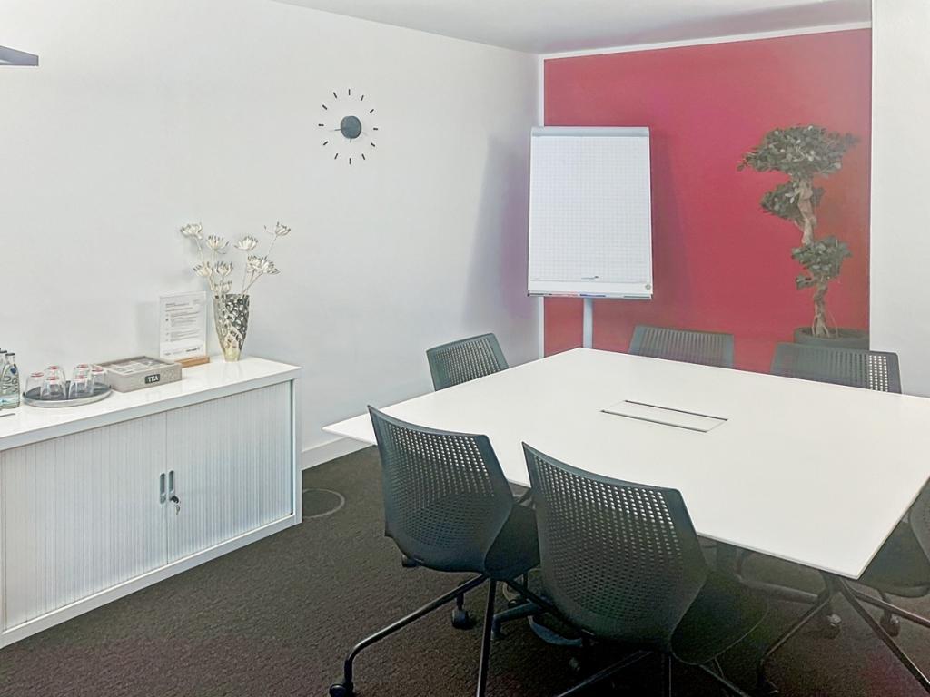 Regus_Am Brandenburger Tor Buidling_Germany_Centre 1784_Meeting Room 1.jpg