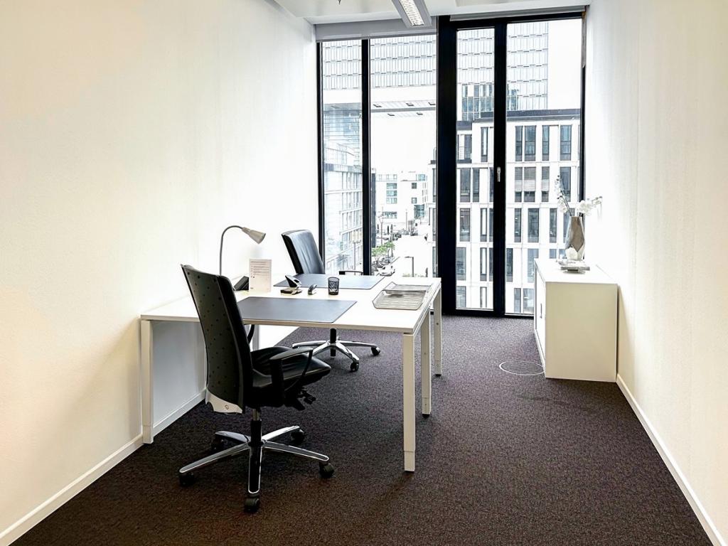 Regus_Cologne Kranhaus1_Germany_Centre 1789_Office 1.jpg