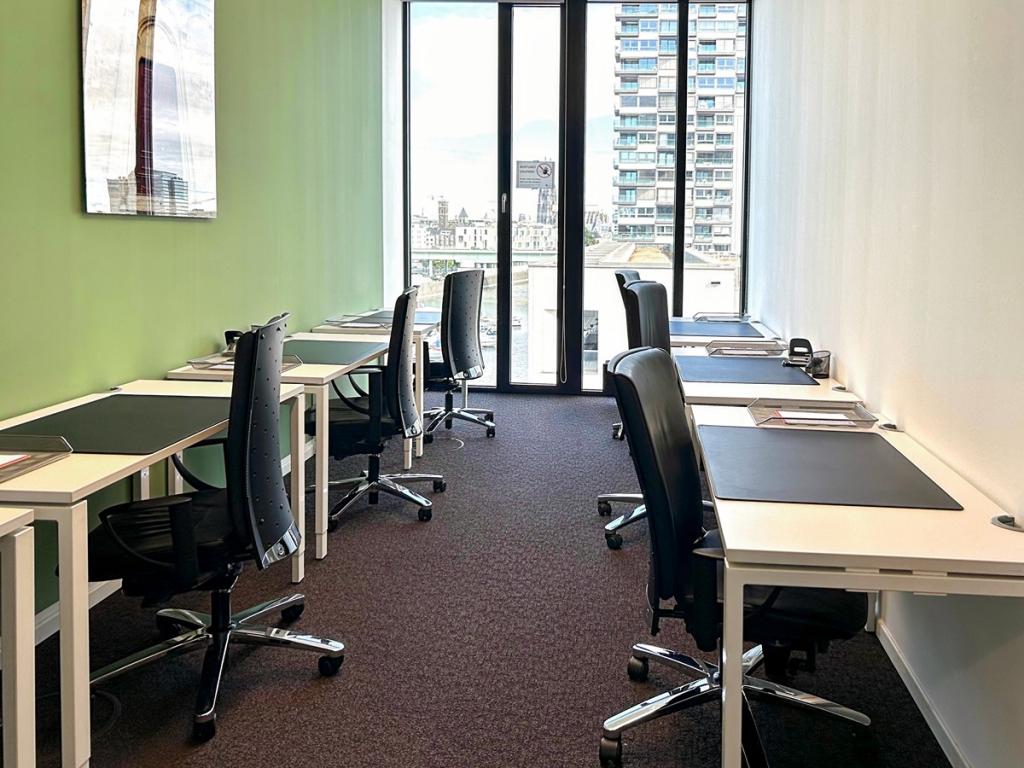 Regus_Cologne Kranhaus1_Germany_Centre 1789_Office 5.jpg