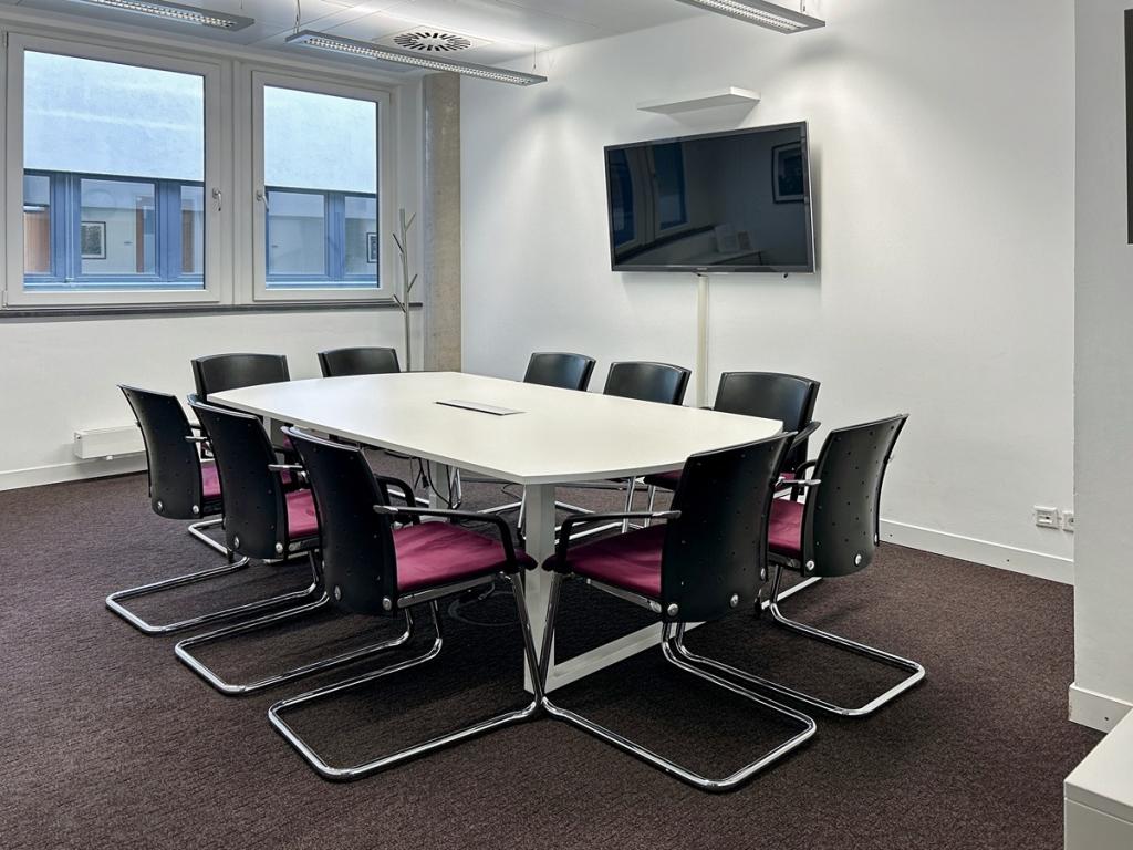 Regus_Cologne Waidmarkt_Germany_centre 1883_Board room 1.jpg