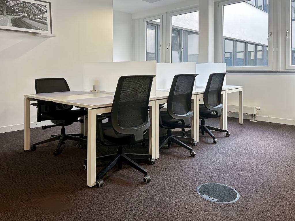 Regus_Cologne Waidmarkt_Germany_centre 1883_Co-working 1.jpg