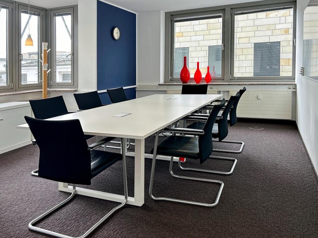 Regus_Cologne_City Neumarktgallerie_Germany_Centre 509_Board room 1.jpg