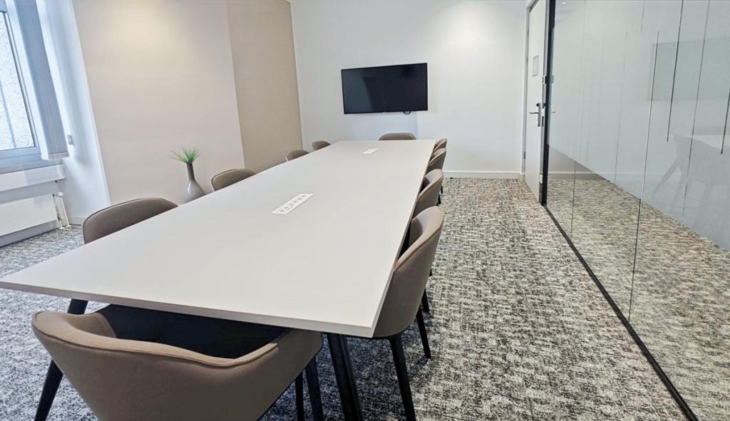 Regus_Dortmund Florianturm_Germany_Centre 5351_Board Room 1.jpg