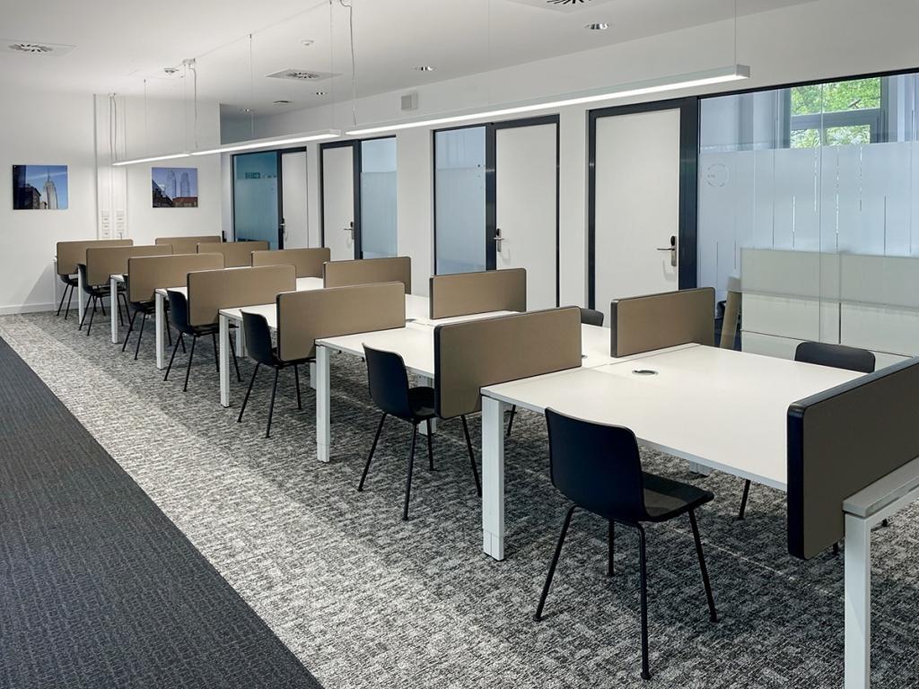 Regus_Dortmund Florianturm_Germany_Centre 5351_Co-working 2.jpg