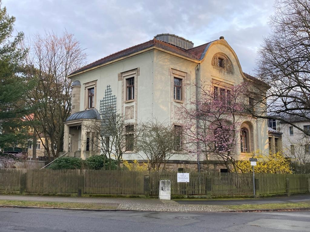 Regus_Dresden, Villa Grumbt_Germany_Centre 7661_Building Exterior 1.jpg