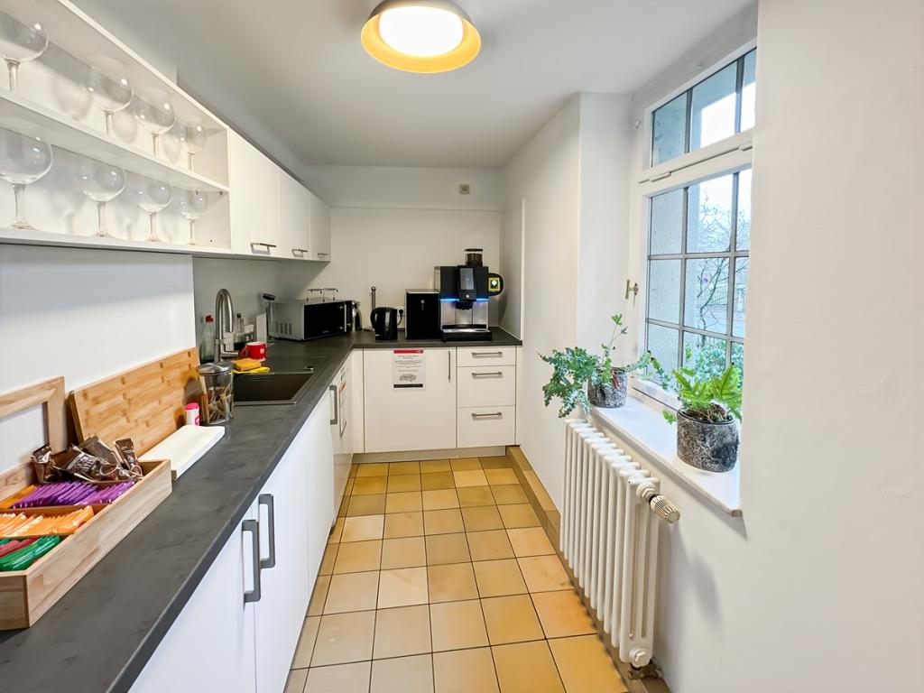 Regus_Dresden, Villa Grumbt_Germany_Centre 7661_Refresh Area 1.jpg