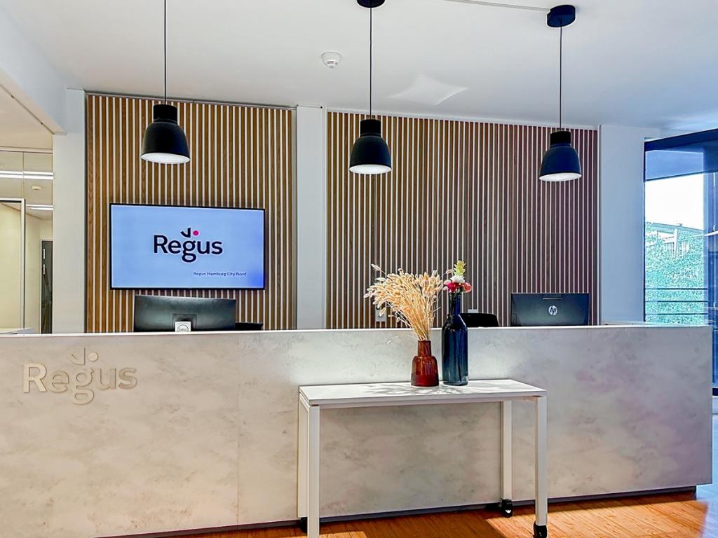 Regus_Kapstadtring 7, Hamburg_Germany_Centre 4643_Reception 1.jpg