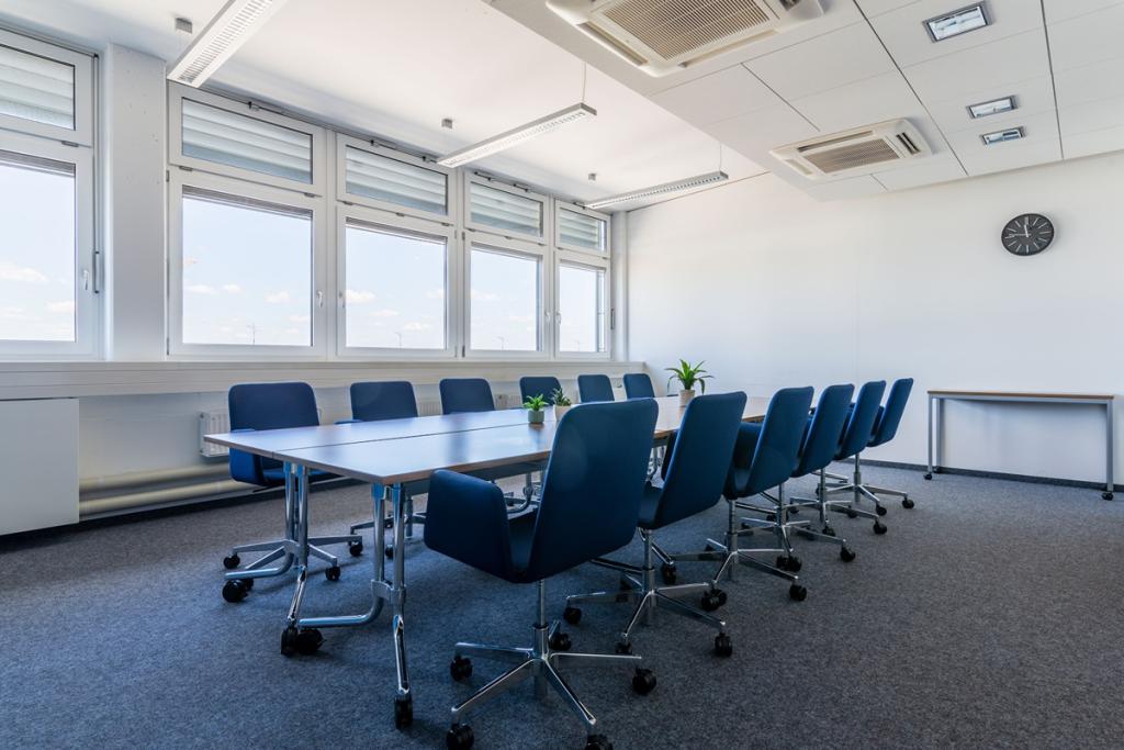 Regus_Nuremberg Aiport_4570_Nuremberg_Germany_Large.jpg