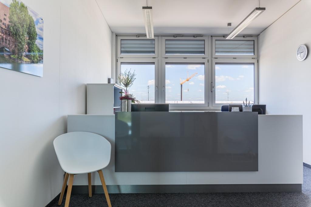 Regus_Nuremberg Aiport_4570_Nuremberg_Germany_Reception.jpg