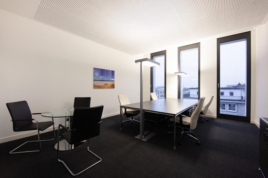Regus_RegusBremenCityGate_Bremen_Germany_largeoffice_withoutpeople_01-15.jpg