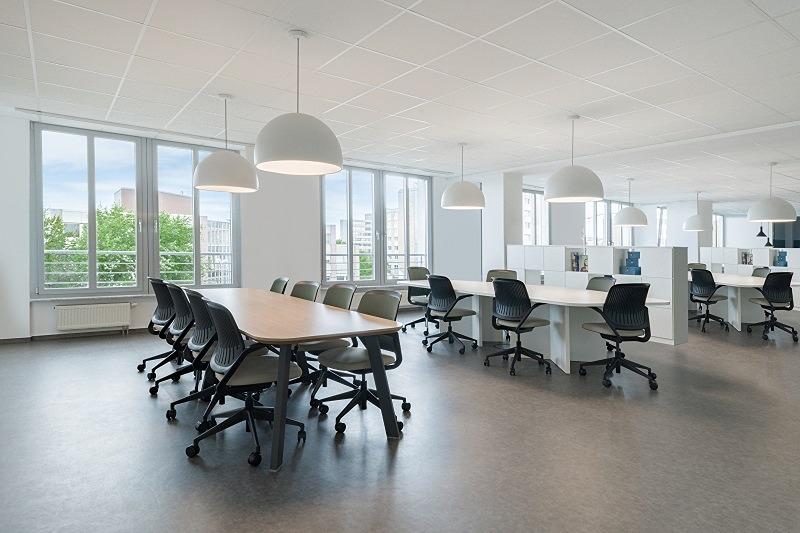 Regus_Rennbahn_5434_Neuss_Germany_Coworking_RESHOOT.jpg