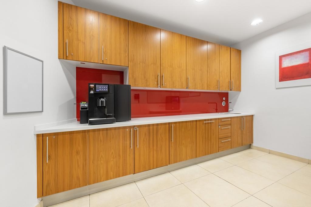 Regus_Theresienhoehe_2177_Muchen_Germany_Kitchen_Theresienhohe 28.jpeg