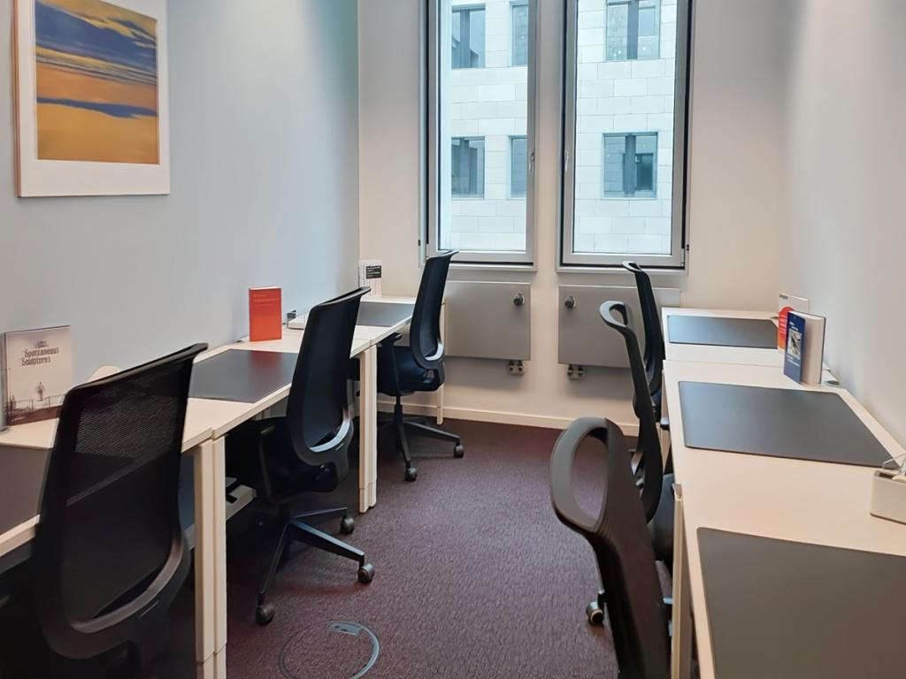 Regus_Unter den Linden 21_Germany_Centre 0527_Office 2.jpg