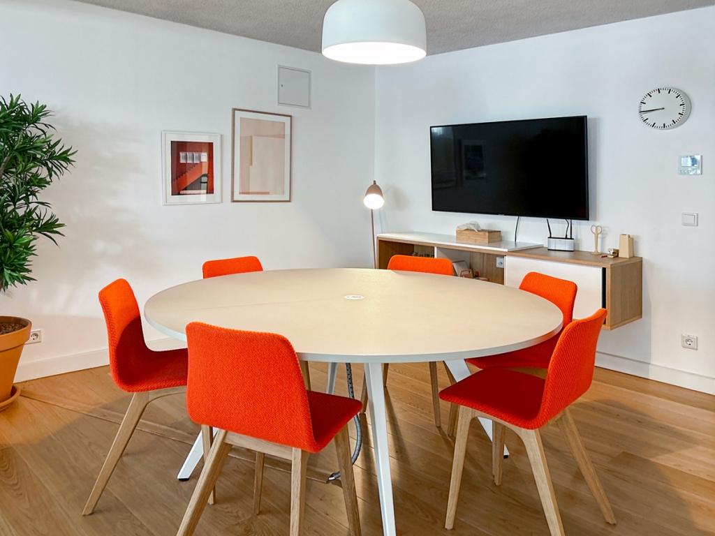 Spaces_Breite Strasse_Germany_ Centre 4956_Meeting Room 1.jpg