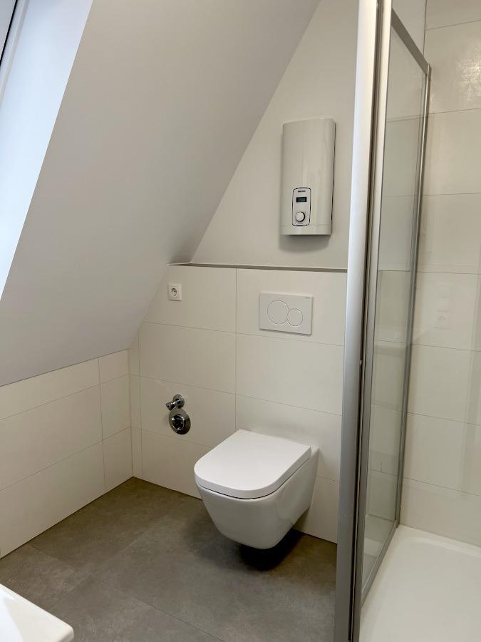 Dachgeschosswohnung in Leonberg zu vermieten. - Photo 3