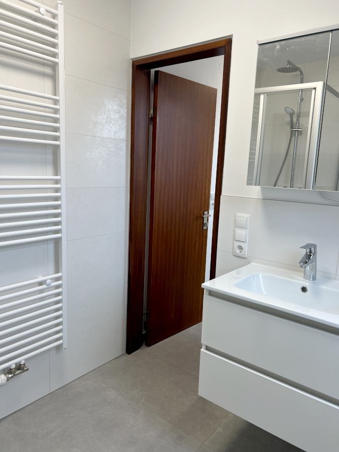 Dachgeschosswohnung in Leonberg zu vermieten. - Photo 4