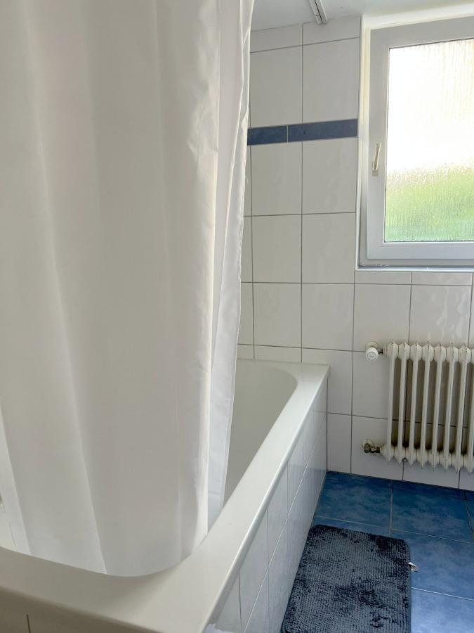 Erdgeschosswohnung mit Gartenanteil in Leonberg zu vermieten - Photo 4