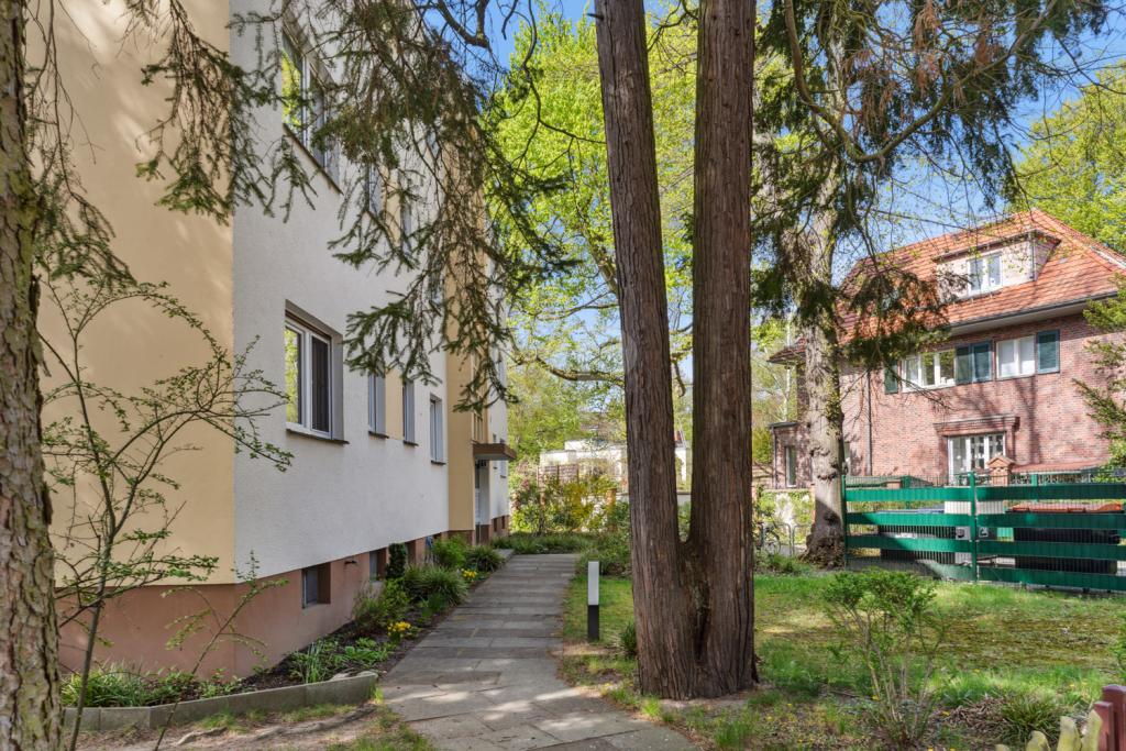 Seitlicher Eingang