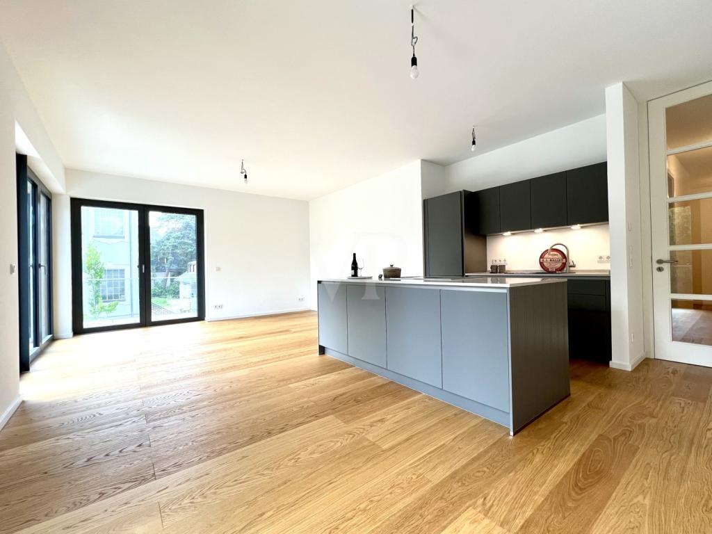 Top-Lage in Schlachtensee: Helle 2-Zimmer-Wohnung in Seenähe mit Süd-West-Balkon und Fahrstuhl - Photo 4