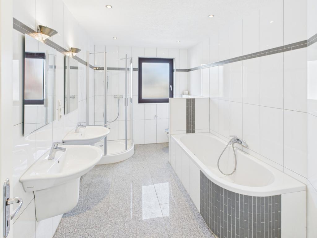 Badezimmer-1.OG