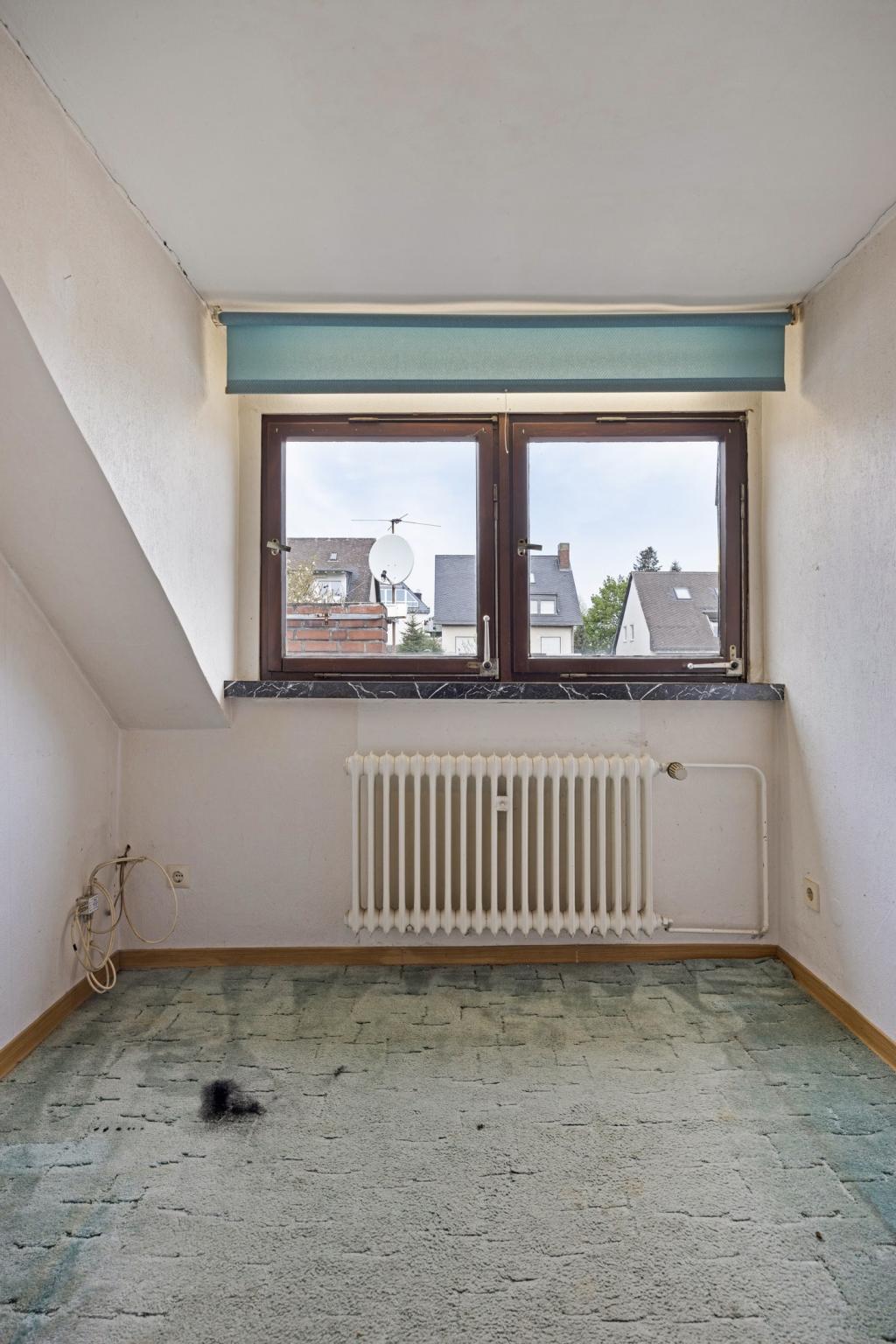 Zimmer nach hinten DG