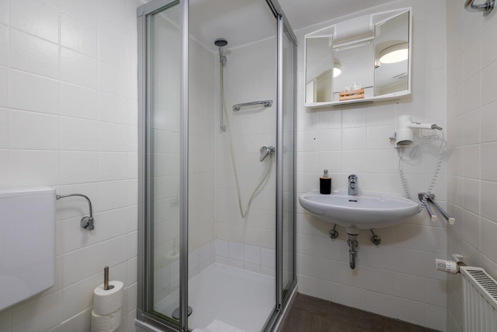 Bad mit Dusche