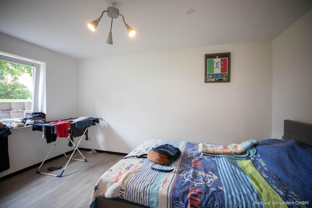 Zimmer Whg. Souterrain